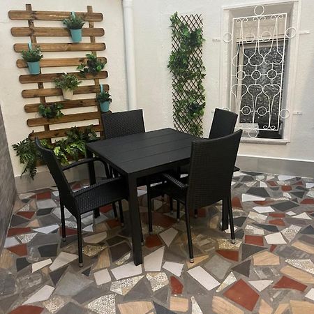סלאמנקה M & A Apartamentos Turisticos מראה חיצוני תמונה