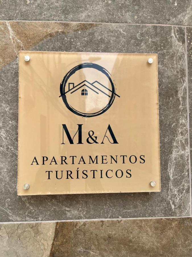 סלאמנקה M & A Apartamentos Turisticos מראה חיצוני תמונה